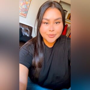 Meet your Posher, Zuri